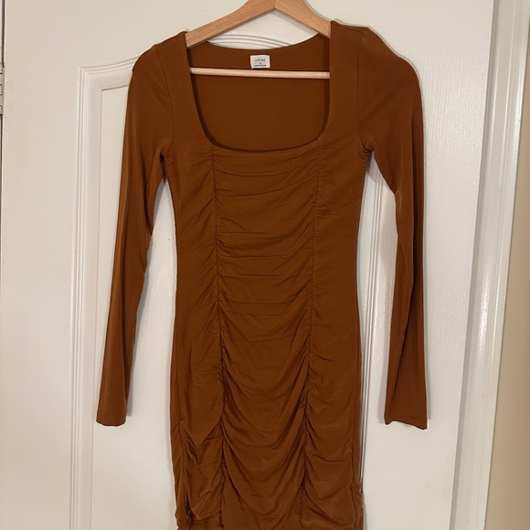 Wilfred Brown Dress - Picture 1 of 3